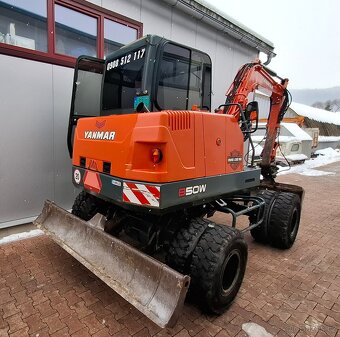 Prodám kolový bagr Yanmar B50W - 3