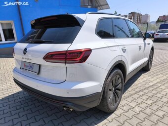 Volkswagen Touareg, 3.0 TDi - 3