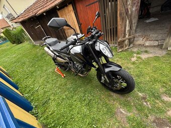 KTM Duke 790 - 3