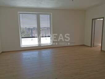 Lysá nad Labem, pronájem bytu 3+kk 81 m2, s terasou, garáží  - 3