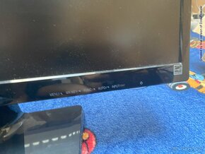 Monitor LG Flatron IPS224 22 palců s vadou - 3
