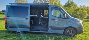 Mercedes Sprinter Tourer 211 – 8 míst, obytná vest. TOP STAV - 3