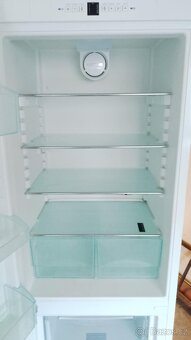 Lednice Liebherr 180 cm - 3
