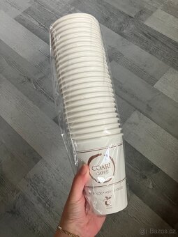 Papírové kelímky včetně víček (375 kusů) - 3