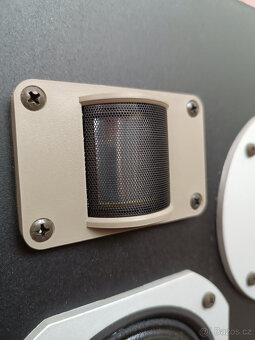 repro boxy Pioneer HPM-70 - 3