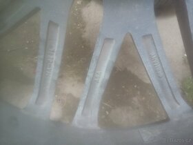 Alloy ALU s Goodride letní 245/40r19 6mm Dot 3521 - 3