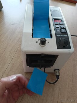 Podavač/nařezávač pásek M-1000 - 3
