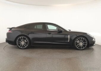 Porsche Panamera - 3