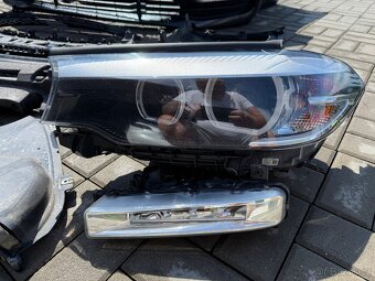 BMW g30, 2018, nárazníky, plasty, světla - 3