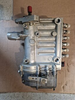 Vstrikovaci čerpadlo zetor 12045 - 3