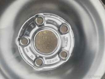 Nová zimní plechová sada Volkswagen Tiguan R17 - 3