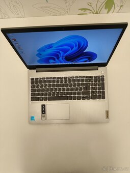 Lenovo IdeaPad 3 15ITL05 |i3-1115G4 |8-16 GB RAM |256 GB SSD - 3