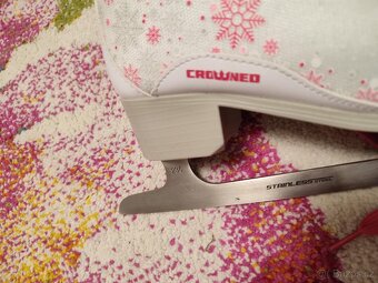 Dívčí lední brusle Crowned GLAMOUR vel.37 - 3