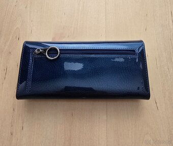 Nová dámská peněženka Carmelo - 3