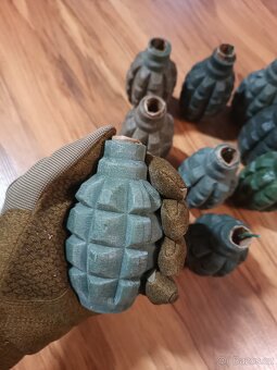 Airsoft / paintball granát replika F1 - 3