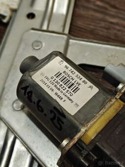 Peugeot 208 stahovačka okna (3dv., levá strana) - 3