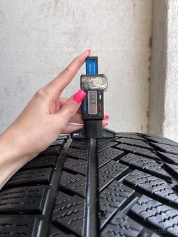 Zimní pneum 235/45/18 Continental WinterContact - 3