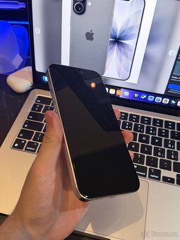 Iphone 16 pro max - 3