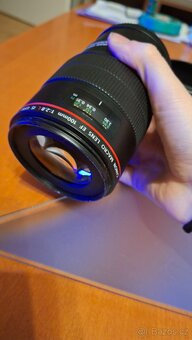 Canon EF 100mm f/2.8L Macro IS USM. - 3