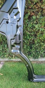 Mercedes Sprinter W907 W910 - Lavy prah podbeh sloupek ram - 3