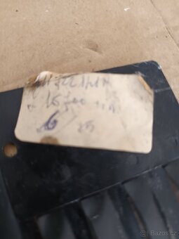 PRODÁM ŠKODA LS,GLS ZADNÍ LIŠTA ČELA.ULOŽENKA,NOVÁ. - 3