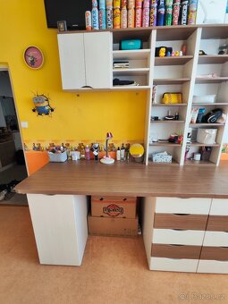 Sestava kvalitního nábytku - 3