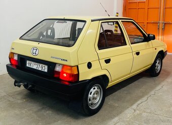 Škoda Favorit 135L, jeden majitel, rok 1990 ČR, velmi pěkný - 3