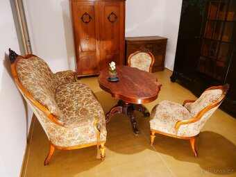 STAROŽITNÁ SOFA VE STYLU BIEDERMEIER - 3
