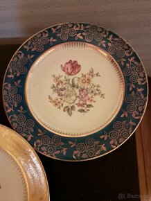 Různé porcelánové talíře - 3
