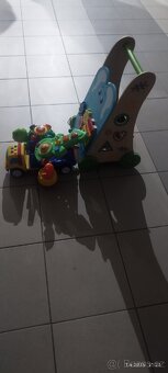 Dětské chodítko slon+ hračky zdarma - 3