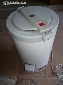 ždímačka frymeta na 5 kg za 2500kč a 3000kč - 3