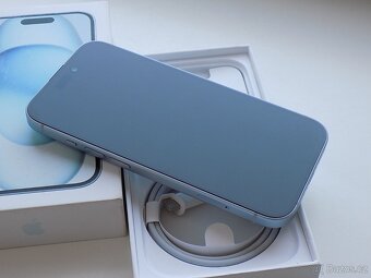 APPLE iPhone 15 128GB Blue - ZÁRUKA 12 MĚSÍCŮ - KOMPLETNÍ - 3