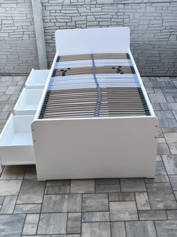 Prodám postel + 3 šuplíky pod postel - 3