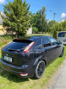Ford focus mk2 1.6 80kw - 3