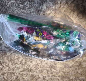 Stavebnice luční kvítí, něco jako lego botanicles - 3