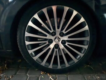Alu 5x112 r18 Škoda superb - 3