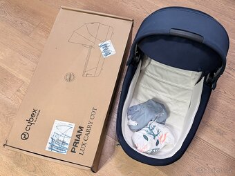 Priam 4 Lux Carry Cot - Nautical Blue - 3
