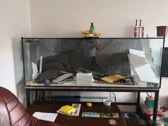 Akvárium cca 900litrů - 3