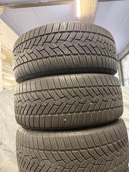 prodám zimní 225/50/17 Goodydear - 3