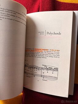 Twentieth-century harmony Book by Vincent Persichetti - 3