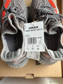 adidas Yeezy Boost 350 V2 - 3