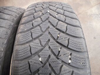 185/60R15 84T - 3