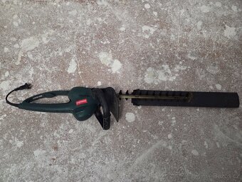 Elektrické nůžky na plot Metabo - 3