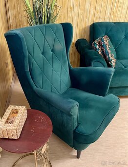 Sametově zelené křeslo - 3