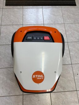 NOVÁ robotická sekačka Stihl IMOW 5 - 3