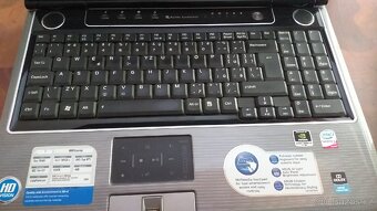 Asus - 3