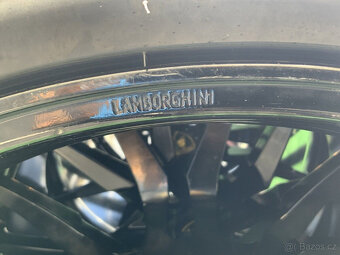 Kola Lamborghini Aventador Pneumatiky LP720 Dione OEM továrn - 3