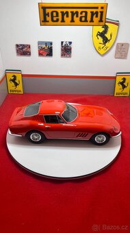 Ferrari 275 GTB 1:18 CMR - 3