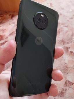 Motorola x4 - 3