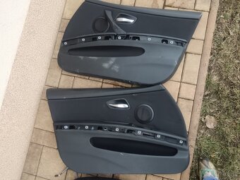 BMW E90 tapce - 3